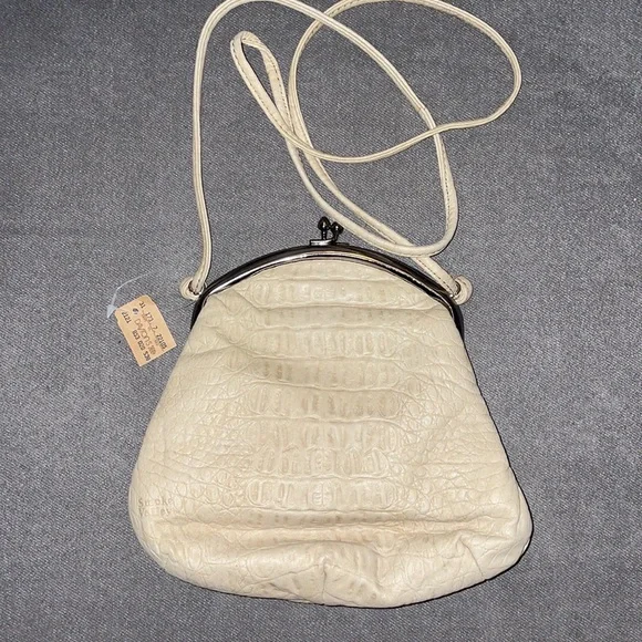 Vintage NWT.  1960’s Leather Smoke Valley crossbody purse. - Picture 2 of 7